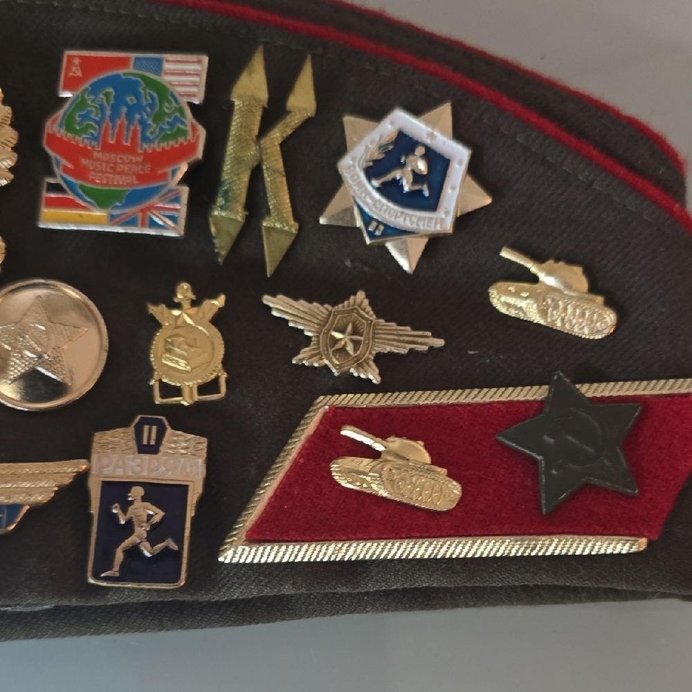 Military Badge Collection Cap - Picture 4 of 7